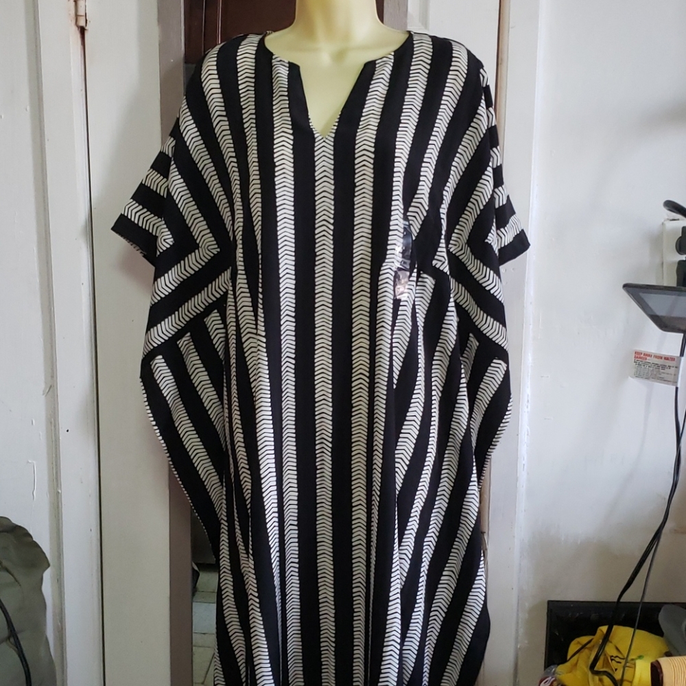 Whoopi Goldberg stripe Kimono/dress
